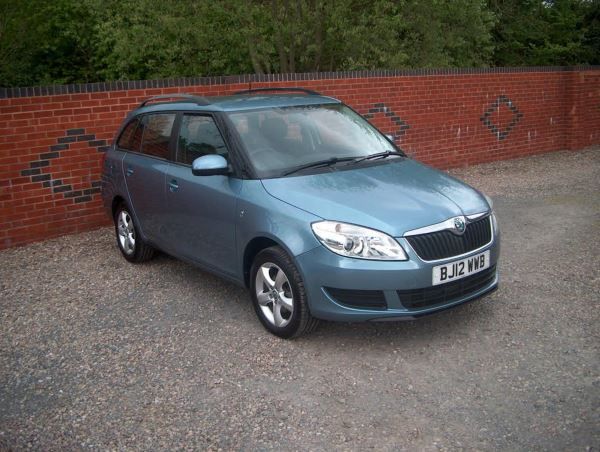2012 Skoda Fabia 1.6 TDI CR 90 SE 5dr image 3