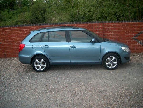2012 Skoda Fabia 1.6 TDI CR 90 SE 5dr image 4