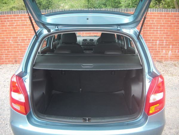 2012 Skoda Fabia 1.6 TDI CR 90 SE 5dr image 7