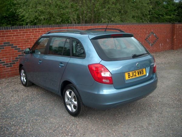 2012 Skoda Fabia 1.6 TDI CR 90 SE 5dr image 10