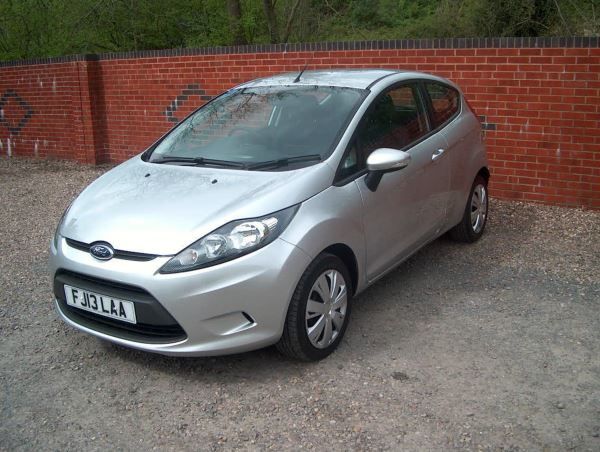 2013 Ford Fiesta 1.4 TDCi 3dr image 1