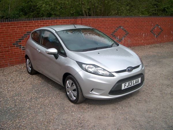 2013 Ford Fiesta 1.4 TDCi 3dr image 3