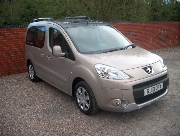 2010 Peugeot Partner Tepee 1.6 HDi 5dr image 3