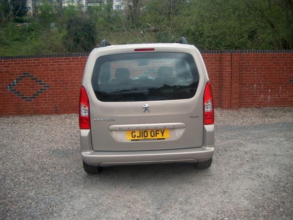 2010 Peugeot Partner Tepee 1.6 HDi 5dr image 8