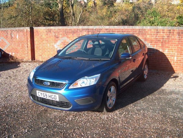 2009 Ford Focus 1.6 Style 5dr image 1