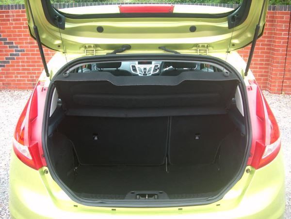 2012 Ford Fiesta 1.25 Edge 5dr image 7