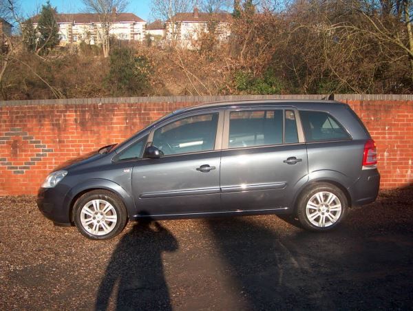 2008 Vauxhall Zafira 1.6i 5dr image 4