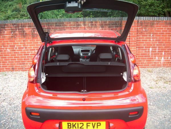 2012 Peugeot 107 1.0 5dr image 7