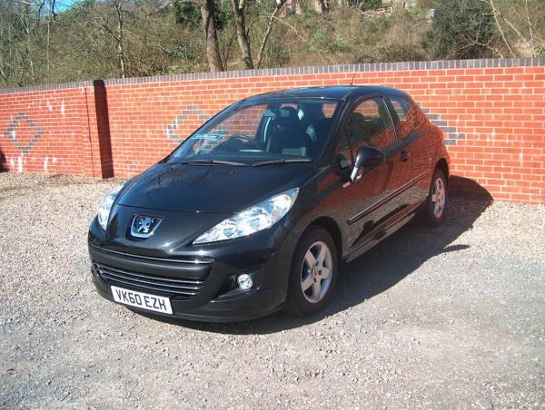 2010 Peugeot 207 1.4 3dr image 1