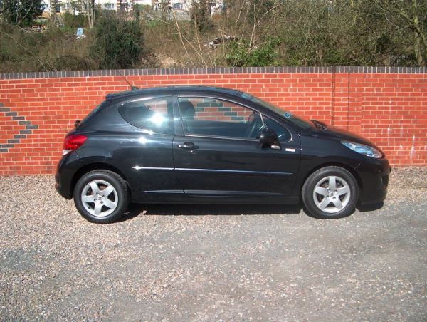 2010 Peugeot 207 1.4 3dr image 4