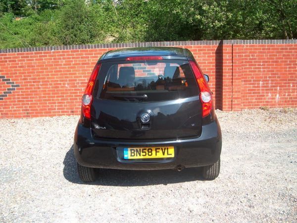 2008 Vauxhall Agila 1.2 16V 5dr image 9