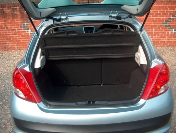 2010 Peugeot 207 1.6 HDi 3dr image 7