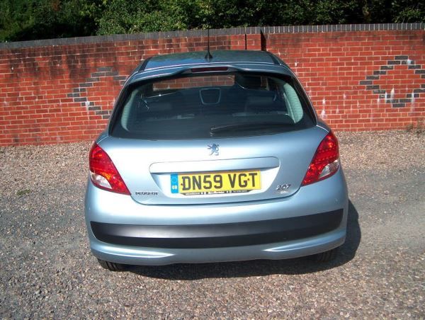 2010 Peugeot 207 1.6 HDi 3dr image 9
