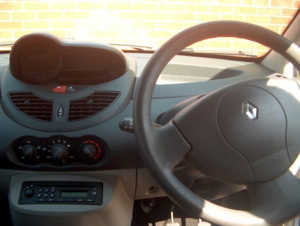 2010 Renault Twingo 1.2 3dr image 4