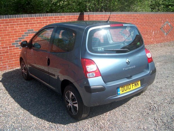 2010 Renault Twingo 1.2 3dr image 10