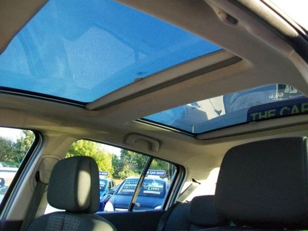 2007 Renault Megane 1.4 5dr image 10