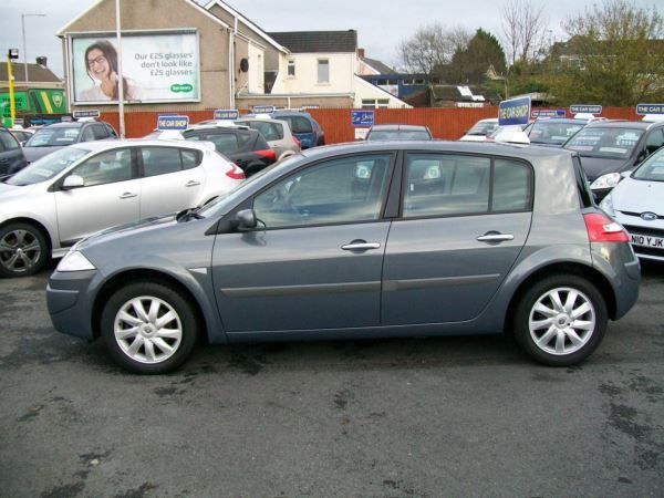 2007 Renault Megane 1.6 16V image 3