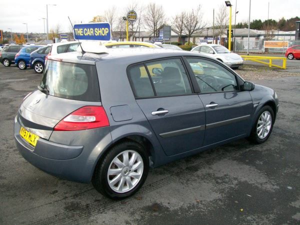 2007 Renault Megane 1.6 16V image 4