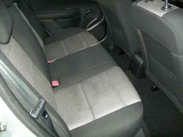 2007 Peugeot 307 1.6 S 5dr image 8