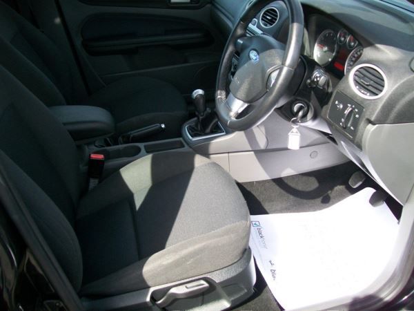 2007 Ford Focus 1.8 Zetec 5 image 6