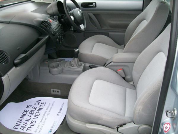 2006 Volkswagen Beetle 1.6 image 7