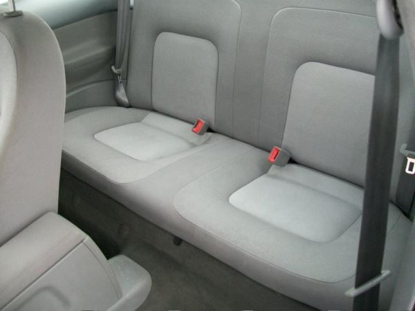 2006 Volkswagen Beetle 1.6 image 8
