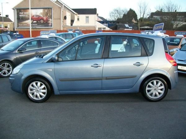 2007 Renault Scenic 1.5 dCi 5dr image 3
