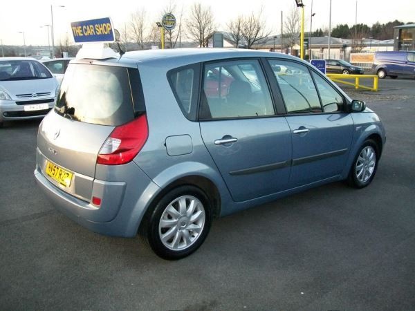2007 Renault Scenic 1.5 dCi 5dr image 4