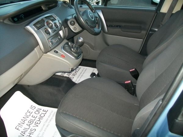 2007 Renault Scenic 1.5 dCi 5dr image 7