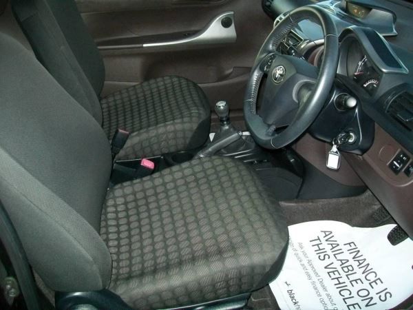 2009 Toyota IQ 1.0 3dr image 6