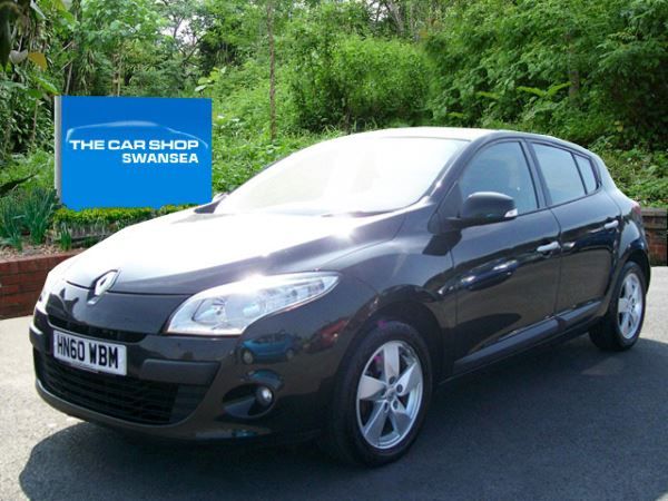 2010 Renault Megane 1.6 16V 5dr image 1