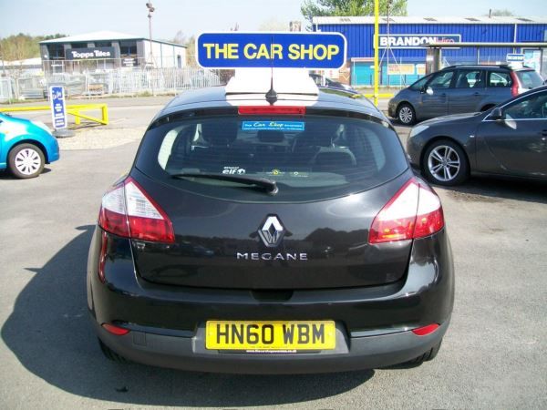 2010 Renault Megane 1.6 16V 5dr image 5