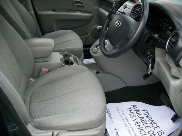 2009 Kia Carens 2.0 CRDI GS image 6