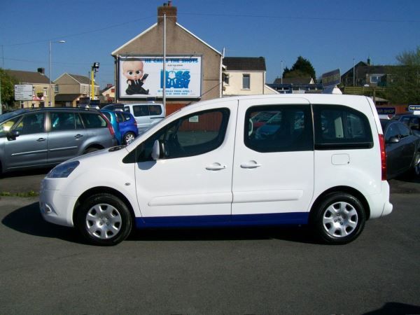 2011 Peugeot Partner Tepee 1.6 HDi 5dr image 3