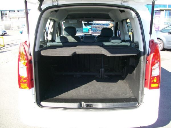 2011 Peugeot Partner Tepee 1.6 HDi 5dr image 10