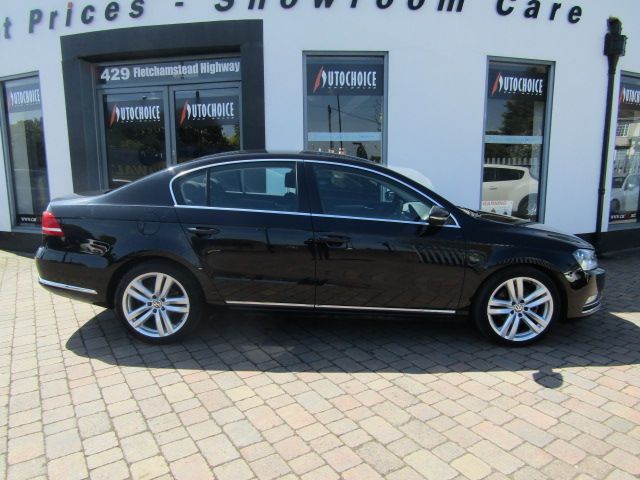 2012 Volkswagen Passat 2.0 SE TDI image 5