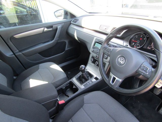2012 Volkswagen Passat 2.0 SE TDI image 7