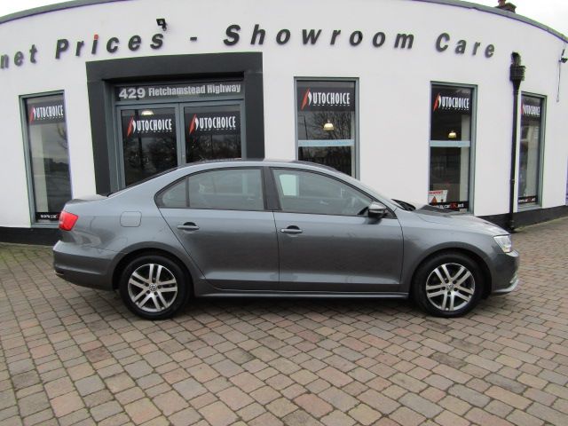 2014 Volkswagen Jetta 2.0 SE TDI image 5