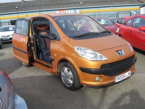 2006 Peugeot 1007 1.4 3dr image 2