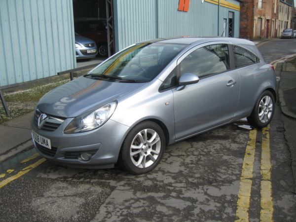 2008 Vauxhall Corsa 1.2i 16V SXi image 2