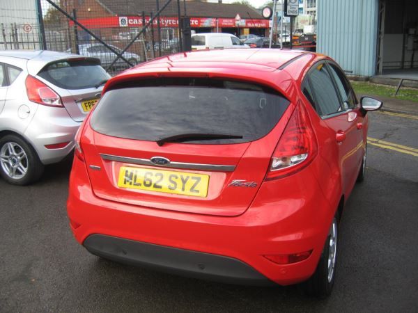 2012 Ford Fiesta 1.6 TDCi image 3
