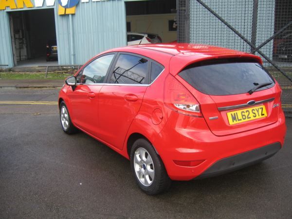 2012 Ford Fiesta 1.6 TDCi image 4
