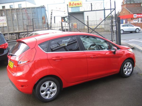 2012 Ford Fiesta 1.6 TDCi image 5