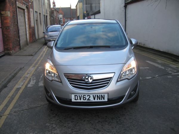 2012 Vauxhall Meriva 1.7 CDTi 16V image 2