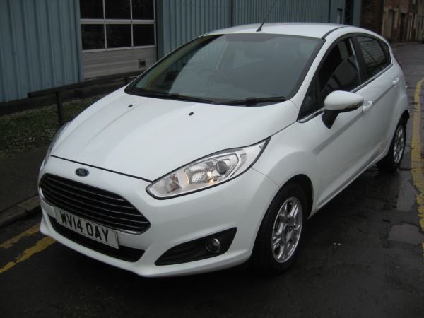 2014 Ford Fiesta 1.6 TDCi Zetec image 1