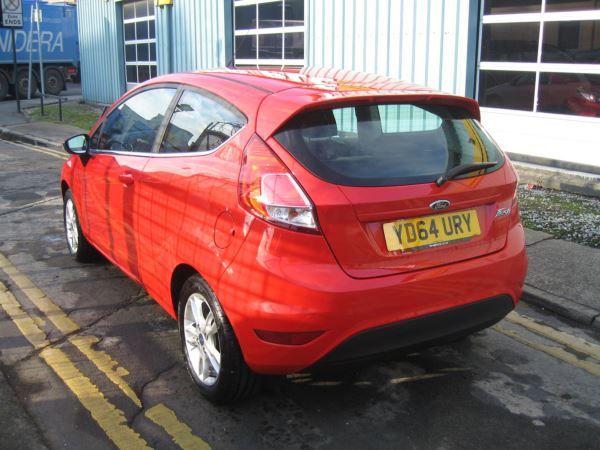 2014 Ford Fiesta 1.25 82 Zetec image 4