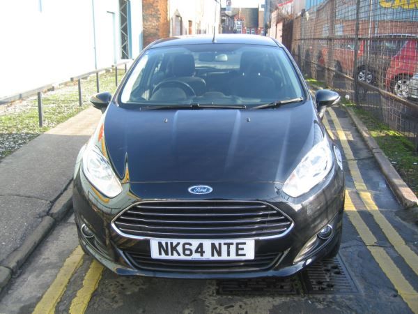 2014 Ford Fiesta 1.25 Zetec image 2