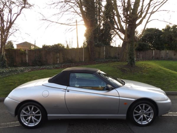 2005 Alfa Romeo Spider 2.0 JTS image 2