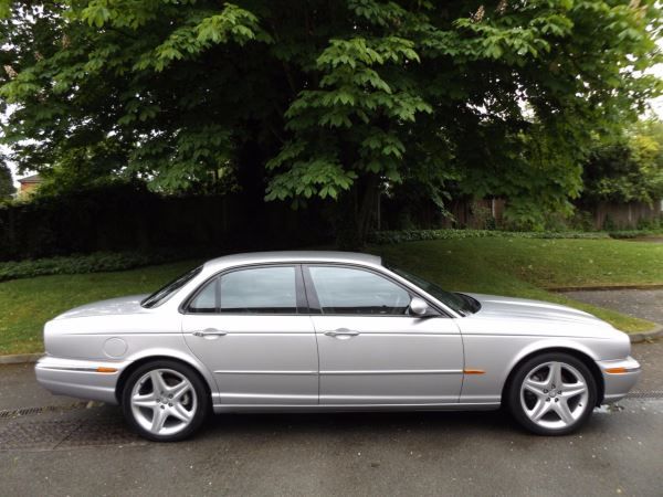 2004 Jaguar XJ6 3.0 V6 Sport image 3