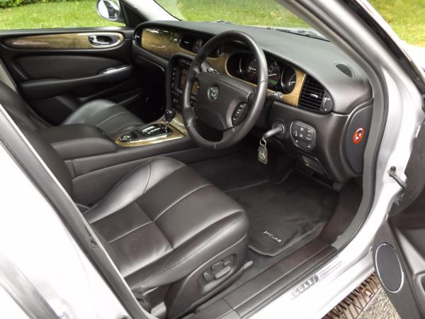 2004 Jaguar XJ6 3.0 V6 Sport image 6